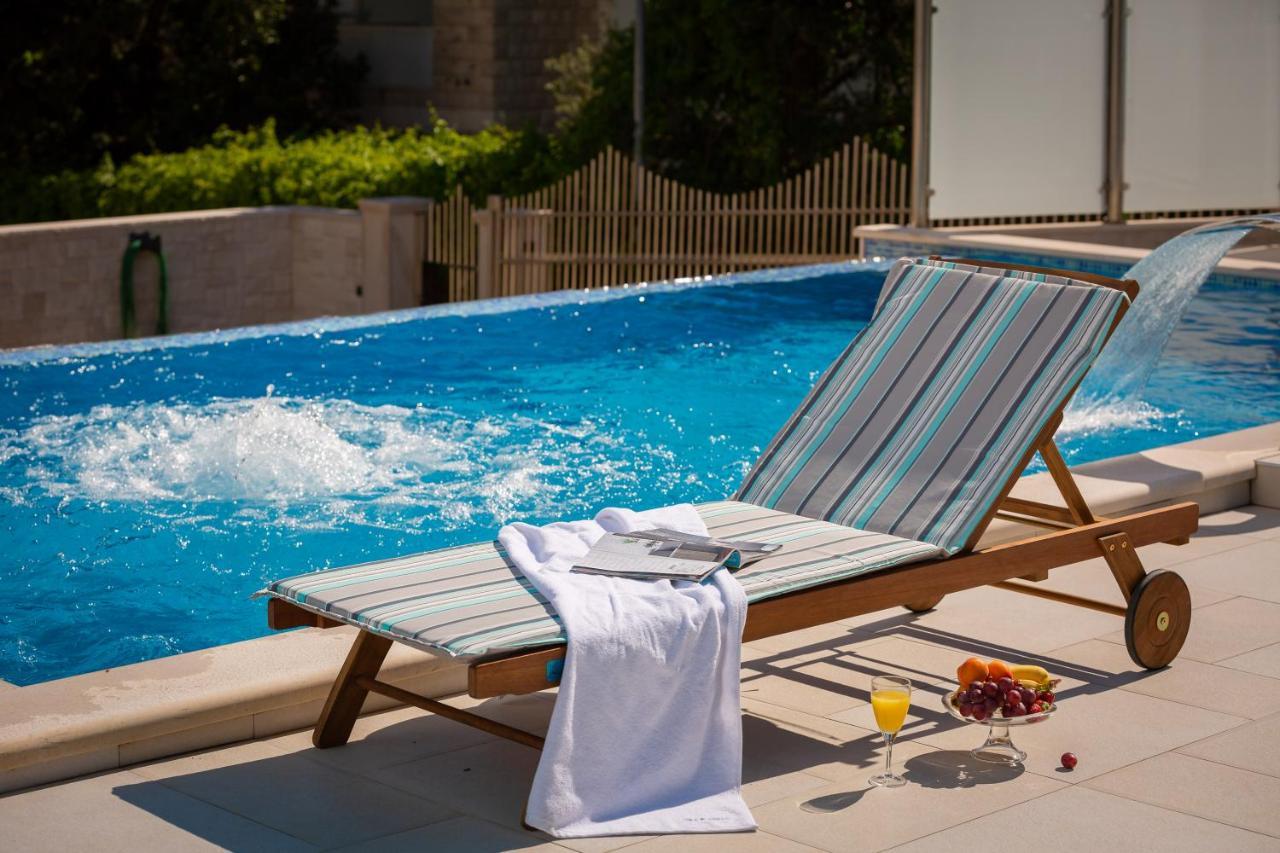 Villa Aqua - Adults Only Bol Exterior photo