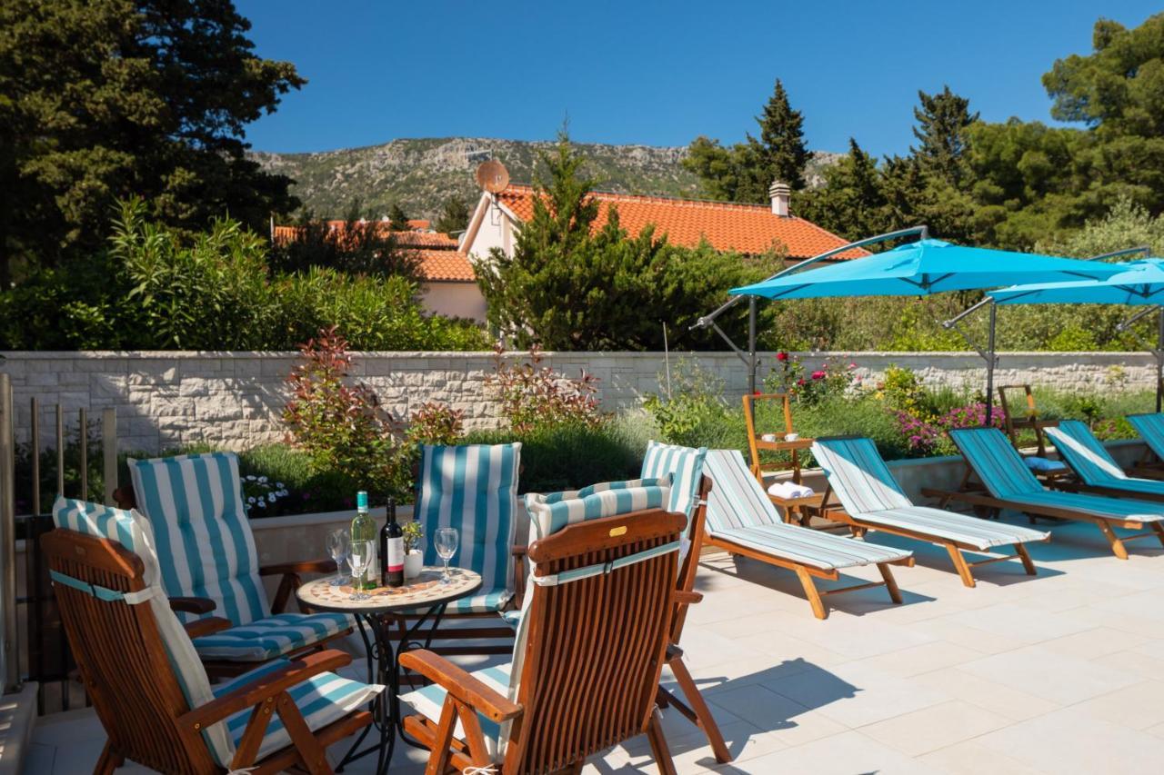 Villa Aqua - Adults Only Bol Exterior photo