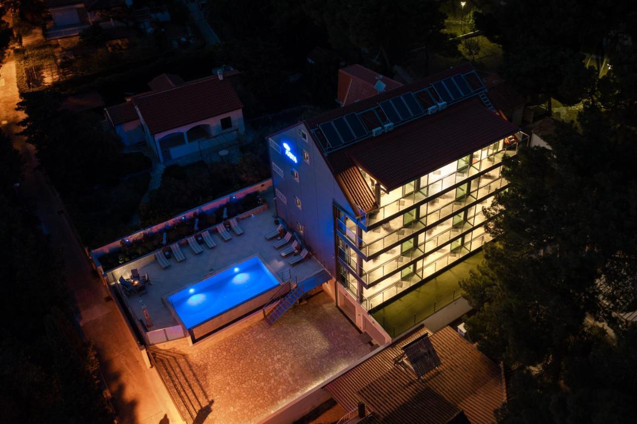 Villa Aqua - Adults Only Bol Exterior photo