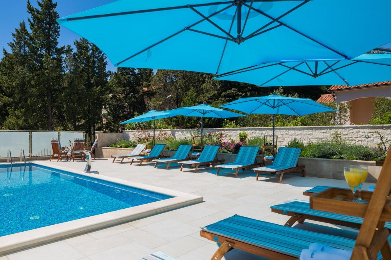 Villa Aqua - Adults Only Bol Exterior photo